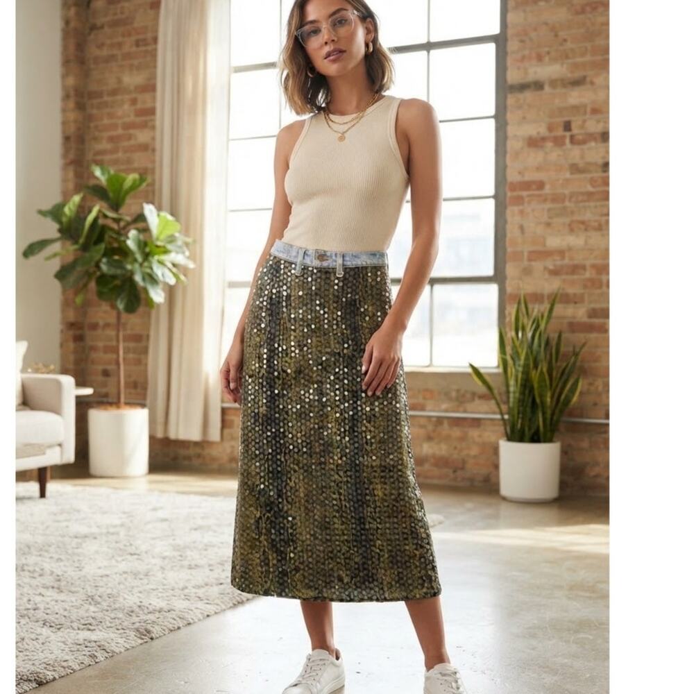 Vintage Y2K Maxou Edgy Streetwear Skirt with Sequin Details
